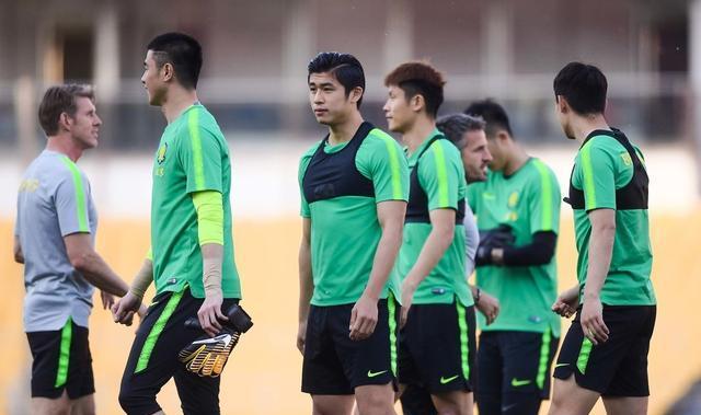 关于里尔发布备战花絮，转会期临场应变，中超任务艰巨，纪律约束更严格的信息