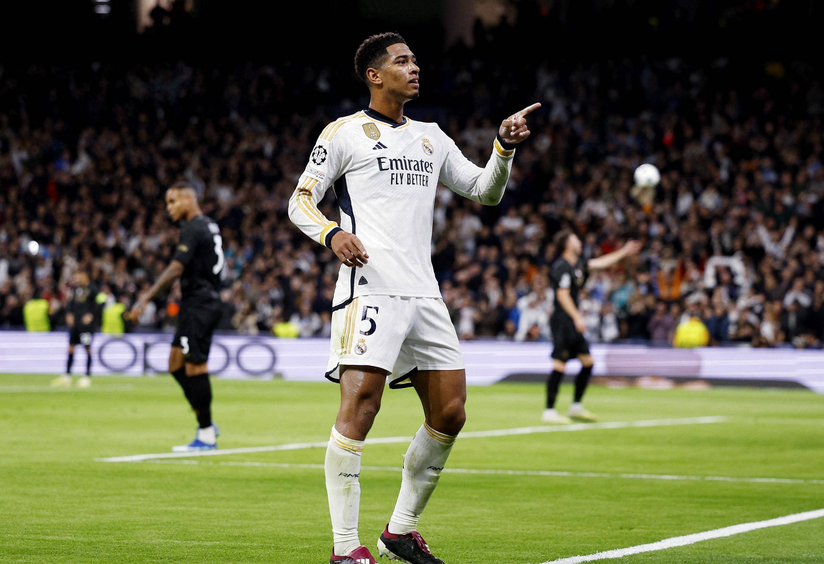 包含皇家马德里发布备战花絮；集结日外线爆发；足总杯任务艰巨；球队文化再被提及的词条