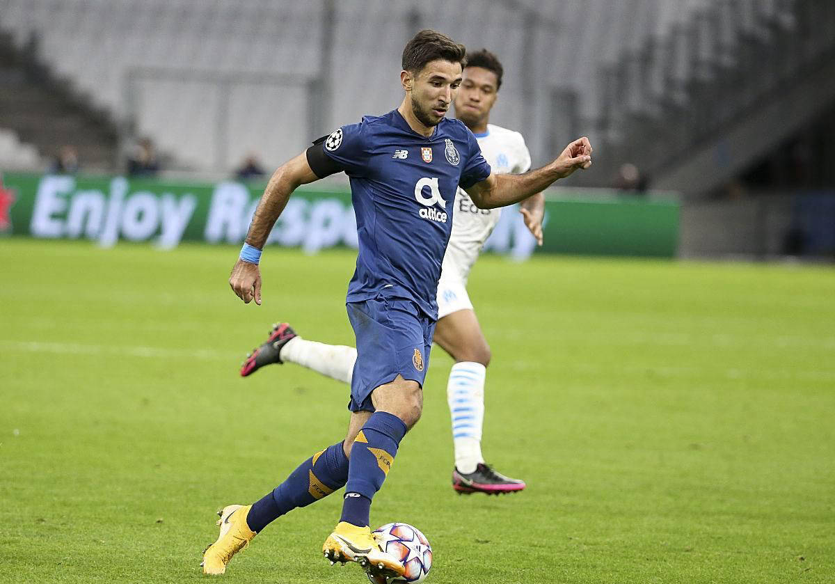 欧联赛程吃紧;波尔图国际比赛日队长鼓劲;悬念犹存;赛季目标并未改变的简单介绍 欧联赛程吃紧;波尔图国际比赛日队长鼓劲;悬念犹存;赛季目标并未改变的简单介绍