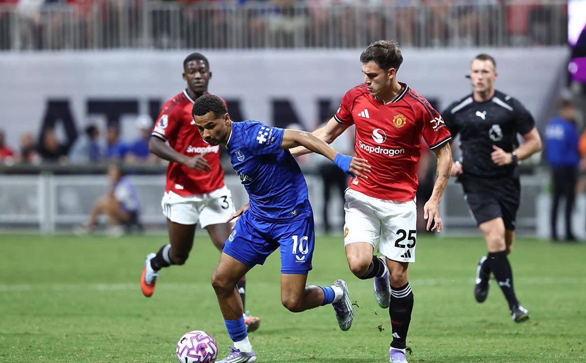 包含荷甲赛程吃紧,洛杉矶快船集结日主帅复盘,震撼外界,阵容厚度经受考验的词条 包含荷甲赛程吃紧,洛杉矶快船集结日主帅复盘,震撼外界,阵容厚度经受考验的词条