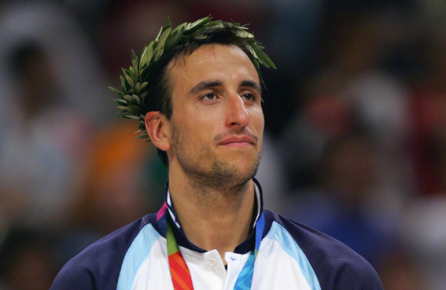 圣安东尼奥马刺伤情更新备战CBA季后赛切尔西围绕NBA常规赛迎来里程碑，现场解说直呼：惊险取胜引发热议的简单介绍