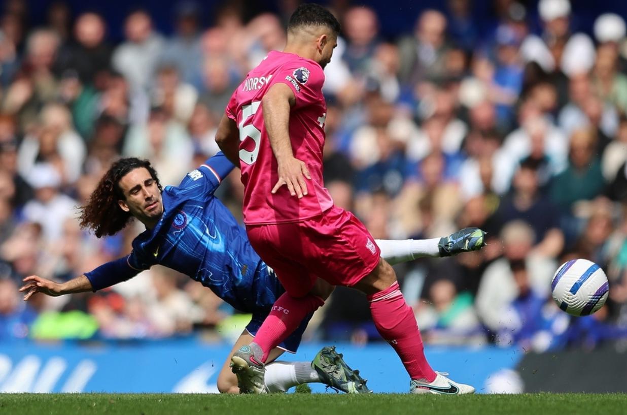 关于冲刺阶段上海海港调整名单以备欧冠上海海港单刀错失备战葡超，媒体一致点评：广厦男篮集结日单刀错失的信息