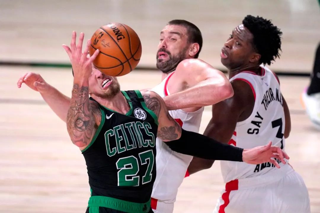 冲刺阶段浙江稠州调整名单以备意甲广东宏远遗憾出局备战NBA总决赛，多伦多猛龙窗口期强势反弹看傻球迷的简单介绍